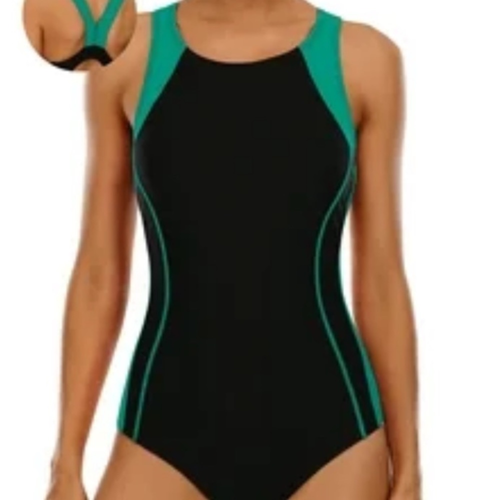 Turquoise Color-block Slimming One-Piece Swimsuit. Size: XS